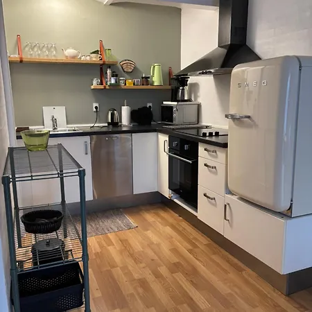 Apartment Bolding